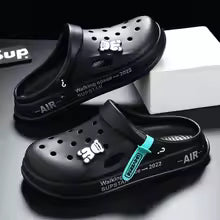 Men's Summer Thick Bottom Anti-slip Breathable Outdoor Casual Beach Sandals Comfortable Sensation Clog Shoes PVC Material